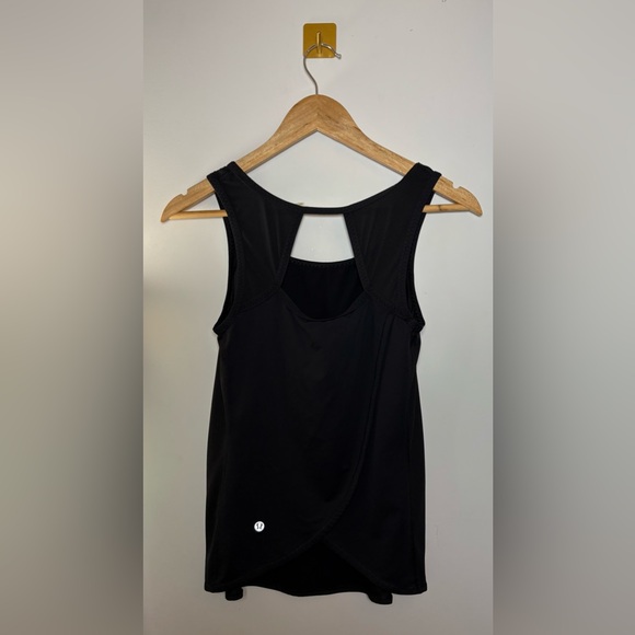 lululemon | Size 6/S-M Black Run Speed Squad Tank - Picture 10 of 10